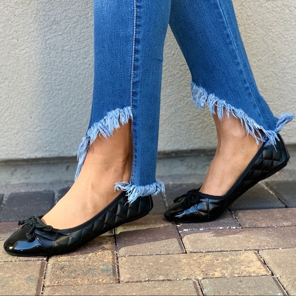 Boutique Shoes - Black Quilted Comfortable Classic Ballet Flats